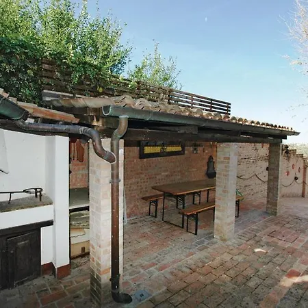 Casa Civetta * Castel Colonna